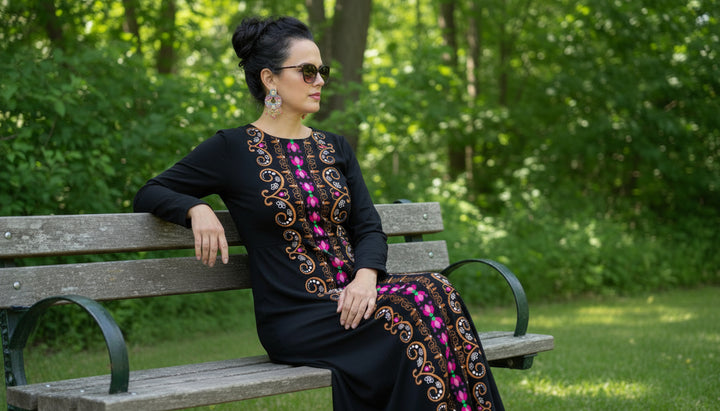 Women's long-sleeved dress (extended)